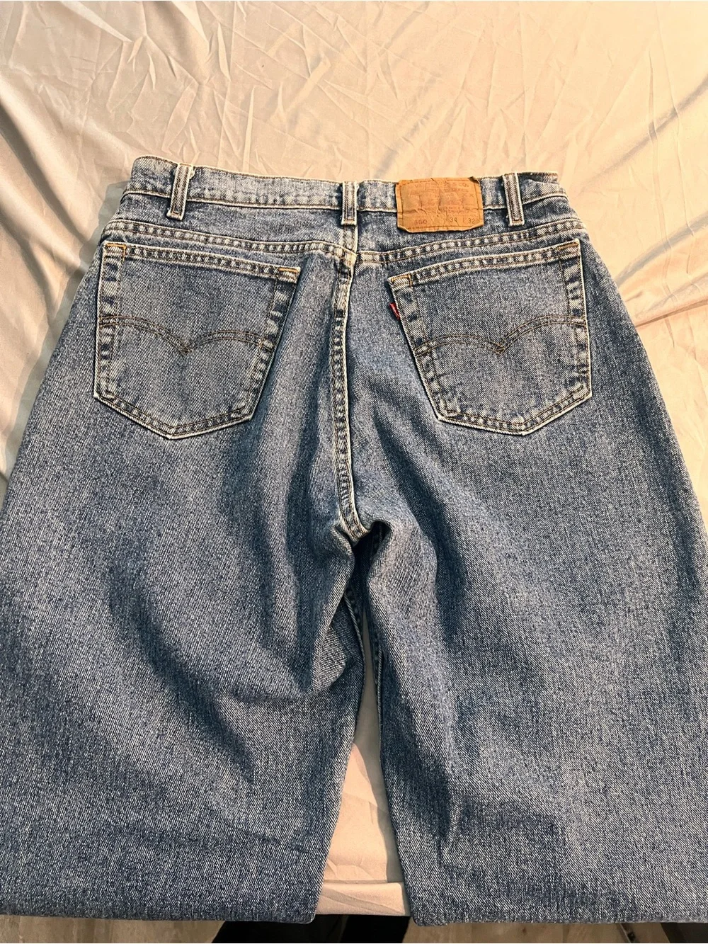 Vintage 90s Levis 560 Made in USA Loose Fit Jeans Mens 34x32 Red Tab